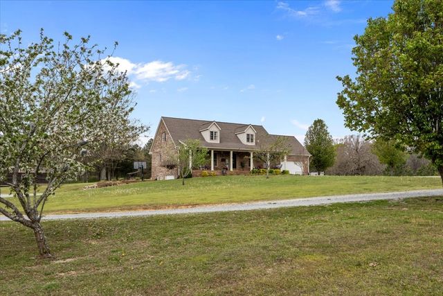 5842 Old State Route 1, New Johnsonville, TN 37134