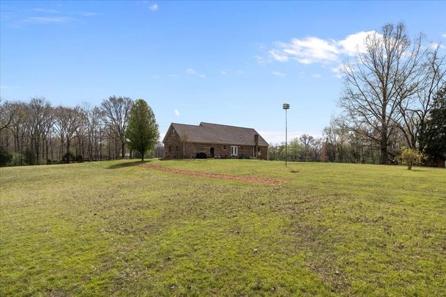 5842 Old State Route 1, New Johnsonville, TN 37134