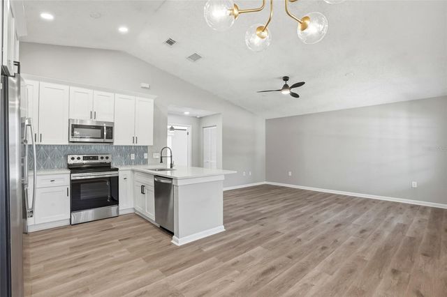 1945 OAK STREET, Clearwater, FL 33760