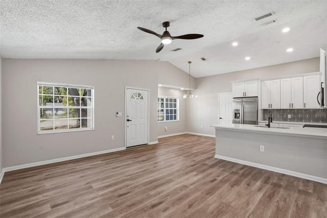 1945 OAK STREET, Clearwater, FL 33760