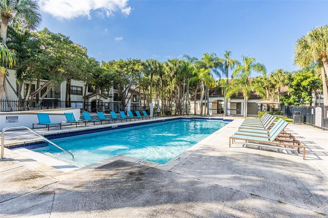 650 S Park Rd 13-5, Hollywood, FL 33021