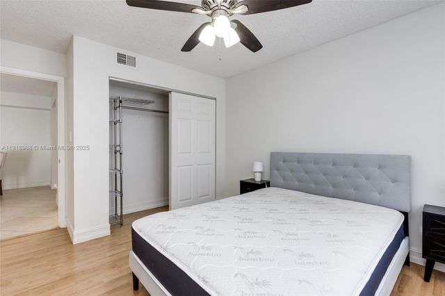 650 S Park Rd 13-5, Hollywood, FL 33021