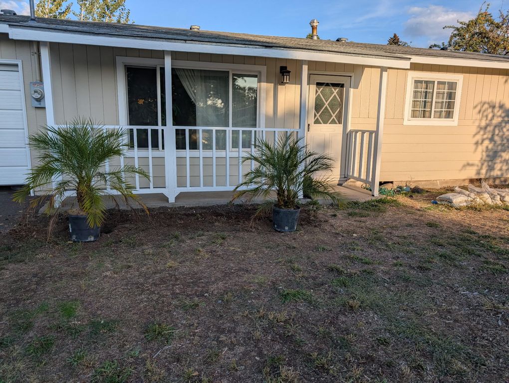 1035 Applewood Street, Klamath Falls, OR 97603