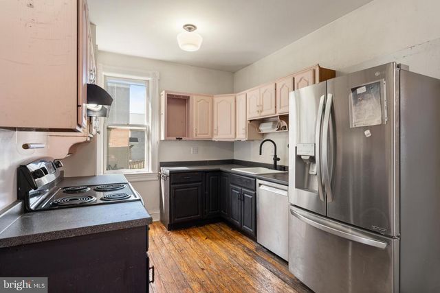 25 E A ST E, Brunswick, MD 21716