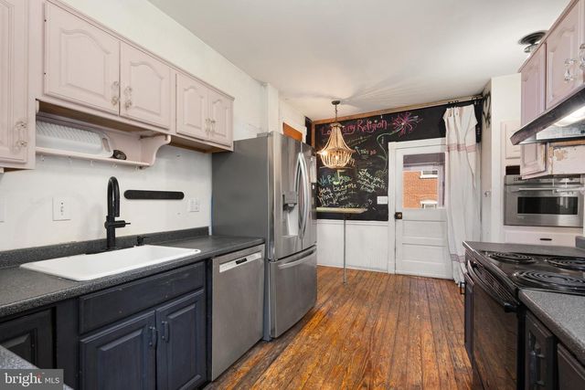 25 E A ST E, Brunswick, MD 21716