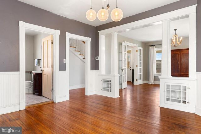 25 E A ST E, Brunswick, MD 21716