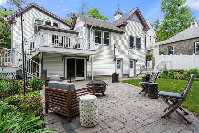 31 Pine Street, Andover, MA 01810