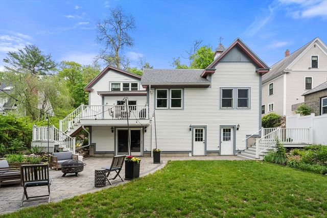 31 Pine Street, Andover, MA 01810
