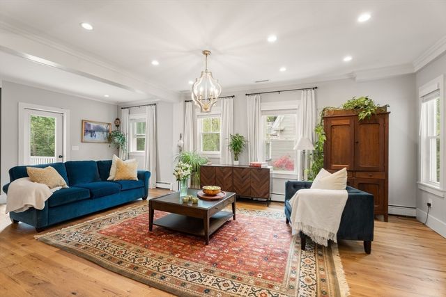 31 Pine Street, Andover, MA 01810