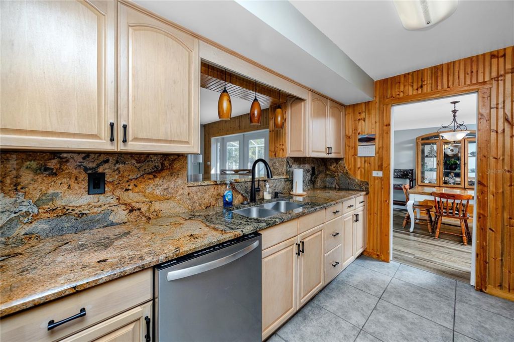 Image 21 of property listing at 1531 HILL DRIVE, Largo, FL 33770