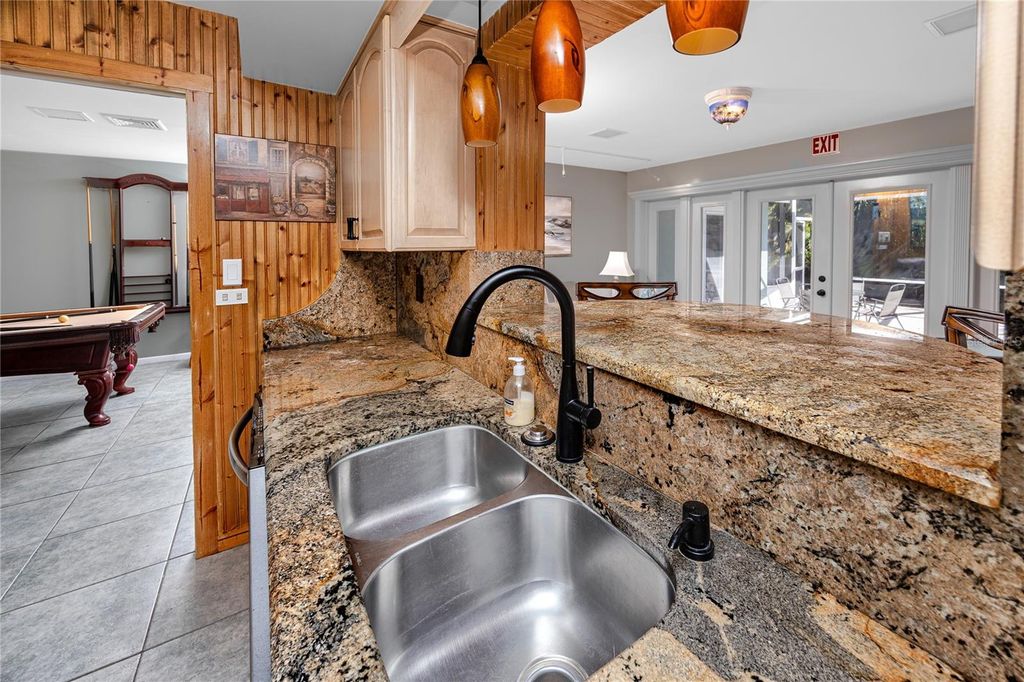 Image 23 of property listing at 1531 HILL DRIVE, Largo, FL 33770