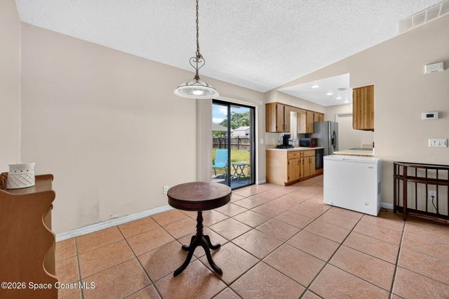 959 Sablon Street SE, Palm Bay, FL 32909
