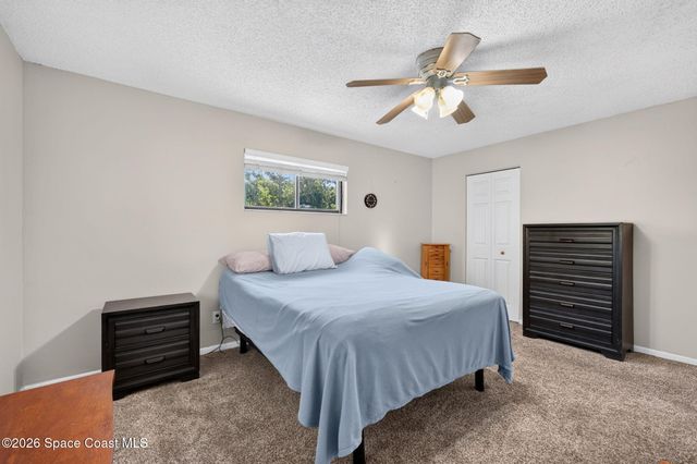 959 Sablon Street SE, Palm Bay, FL 32909
