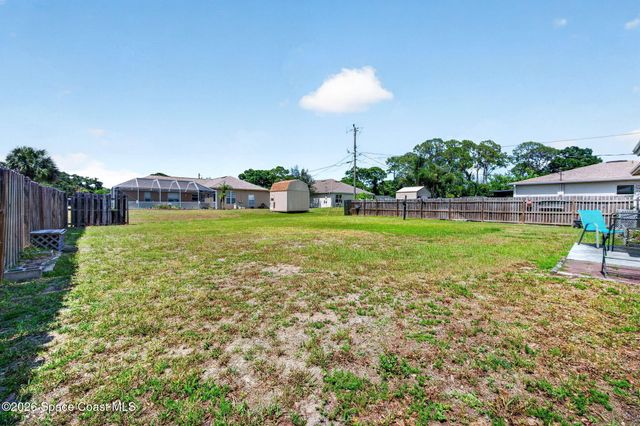 959 Sablon Street SE, Palm Bay, FL 32909