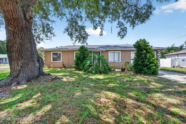 959 Sablon Street SE, Palm Bay, FL 32909