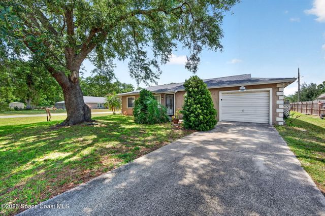 959 Sablon Street SE, Palm Bay, FL 32909