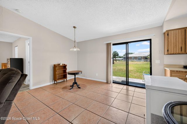 959 Sablon Street SE, Palm Bay, FL 32909