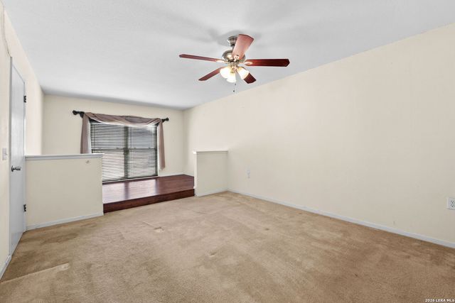 222 GUILFORD FRG, Universal City, TX 78148