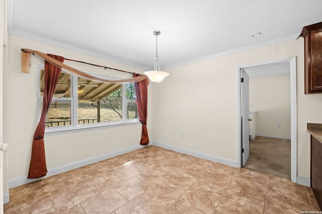 222 GUILFORD FRG, Universal City, TX 78148