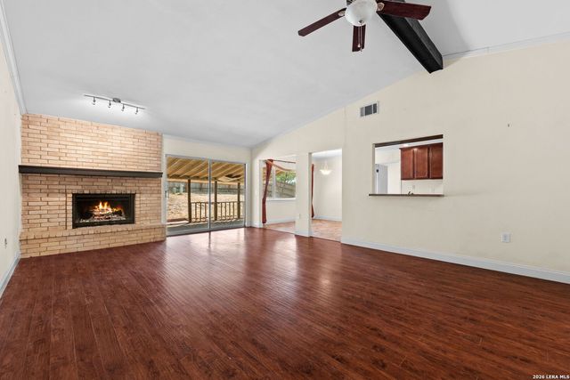 222 GUILFORD FRG, Universal City, TX 78148