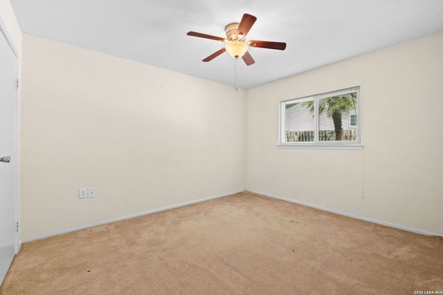 222 GUILFORD FRG, Universal City, TX 78148