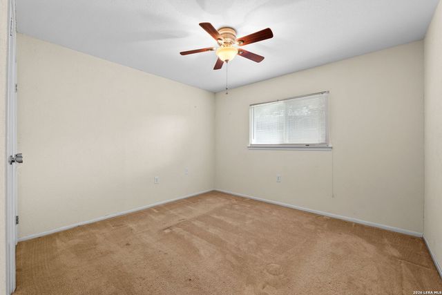 222 GUILFORD FRG, Universal City, TX 78148