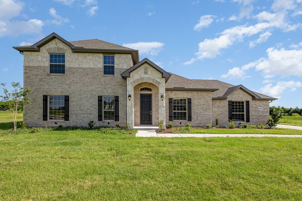 680 WALES Court, Waxahachie, TX 75167