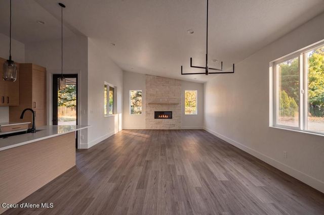 11005 E 36TH DR, Spokane Valley, WA 99206