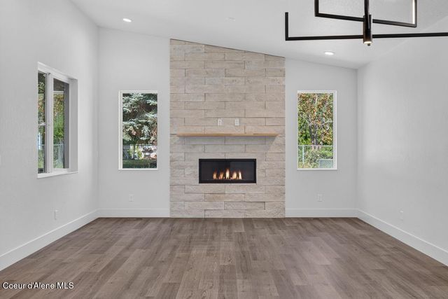 11005 E 36TH DR, Spokane Valley, WA 99206