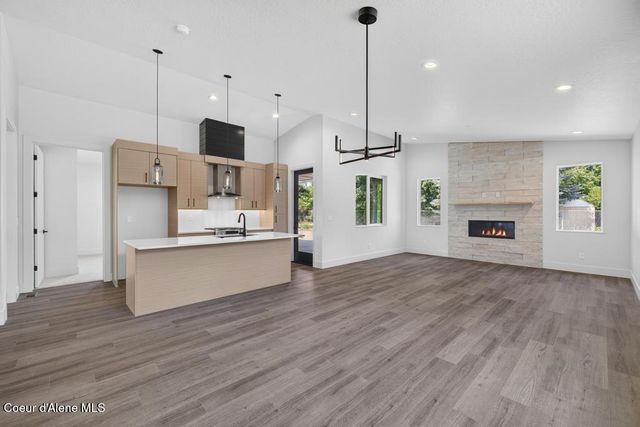 11005 E 36TH DR, Spokane Valley, WA 99206