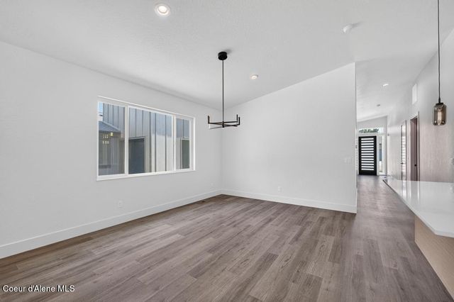 11005 E 36TH DR, Spokane Valley, WA 99206