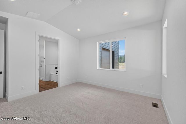 11005 E 36TH DR, Spokane Valley, WA 99206