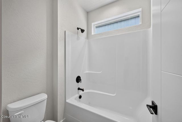 11005 E 36TH DR, Spokane Valley, WA 99206