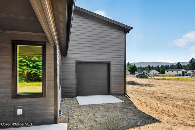 11005 E 36TH DR, Spokane Valley, WA 99206