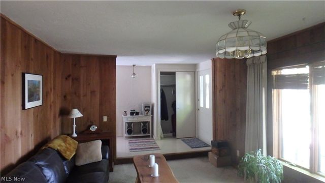 2075 Substation Road, Brunswick Hills, OH 44212
