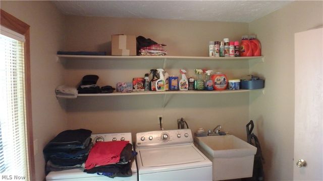 2075 Substation Road, Brunswick Hills, OH 44212