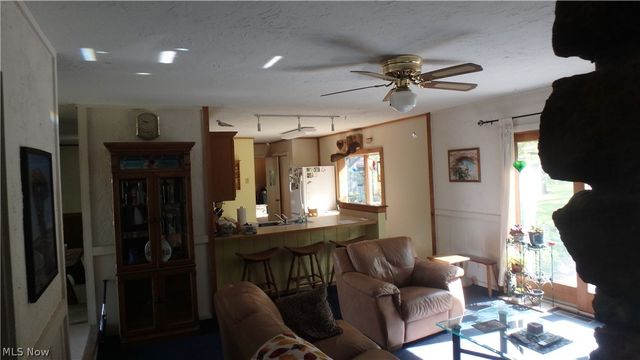 2075 Substation Road, Brunswick Hills, OH 44212