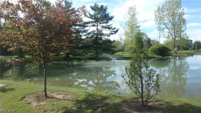 2075 Substation Road, Brunswick Hills, OH 44212