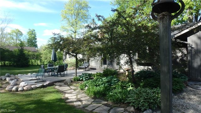 2075 Substation Road, Brunswick Hills, OH 44212