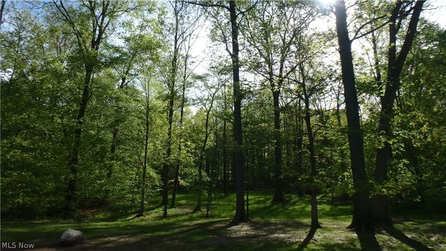 2075 Substation Road, Brunswick Hills, OH 44212