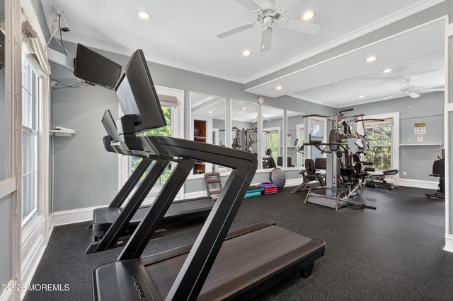20 Oak Lane, Eatontown, NJ 07724