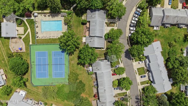 20 Oak Lane, Eatontown, NJ 07724