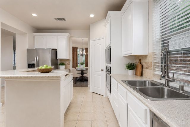 11020 Coralberry Drive, Frisco, TX 75033