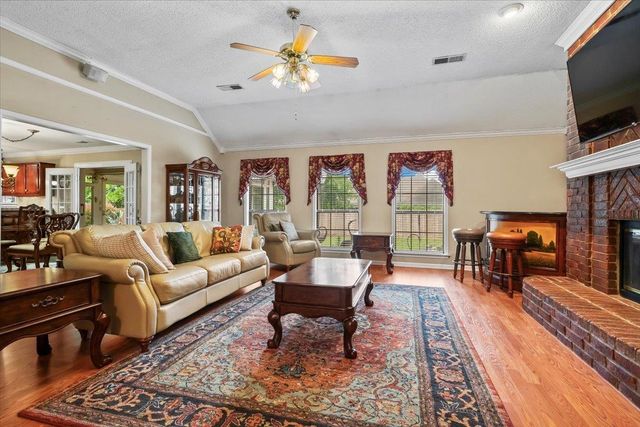 1320 WOLF LAIR DR, Collierville, TN 38017