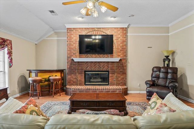 1320 WOLF LAIR DR, Collierville, TN 38017