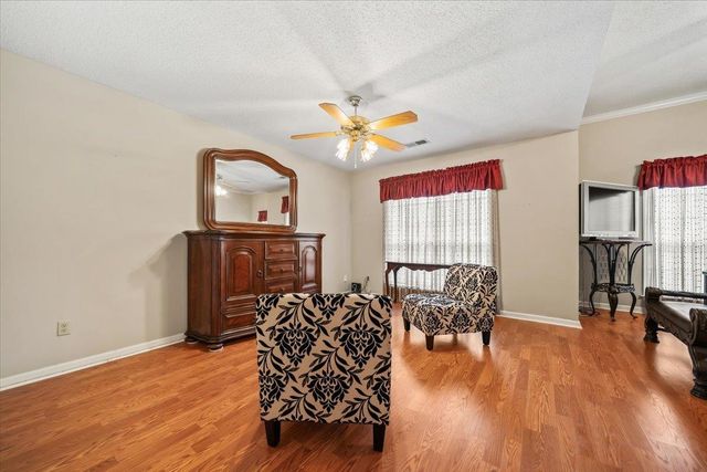 1320 WOLF LAIR DR, Collierville, TN 38017