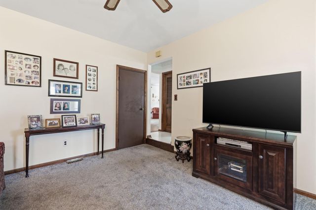 226 SILVESTRI DR, Hatboro, PA 19040