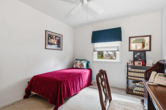 226 SILVESTRI DR, Hatboro, PA 19040