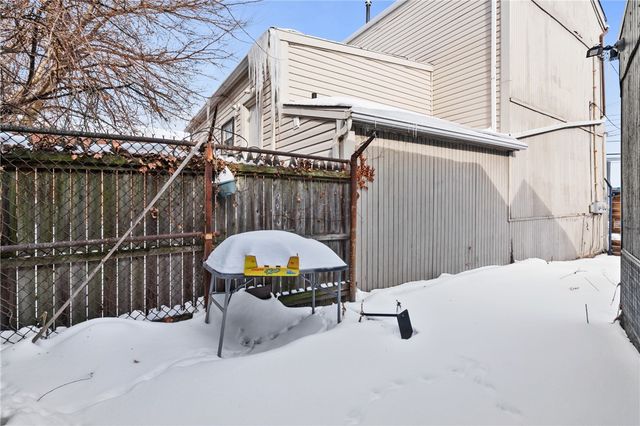 100 Brownsville, Pittsburgh, PA 15210