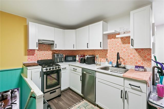 100 Brownsville, Pittsburgh, PA 15210